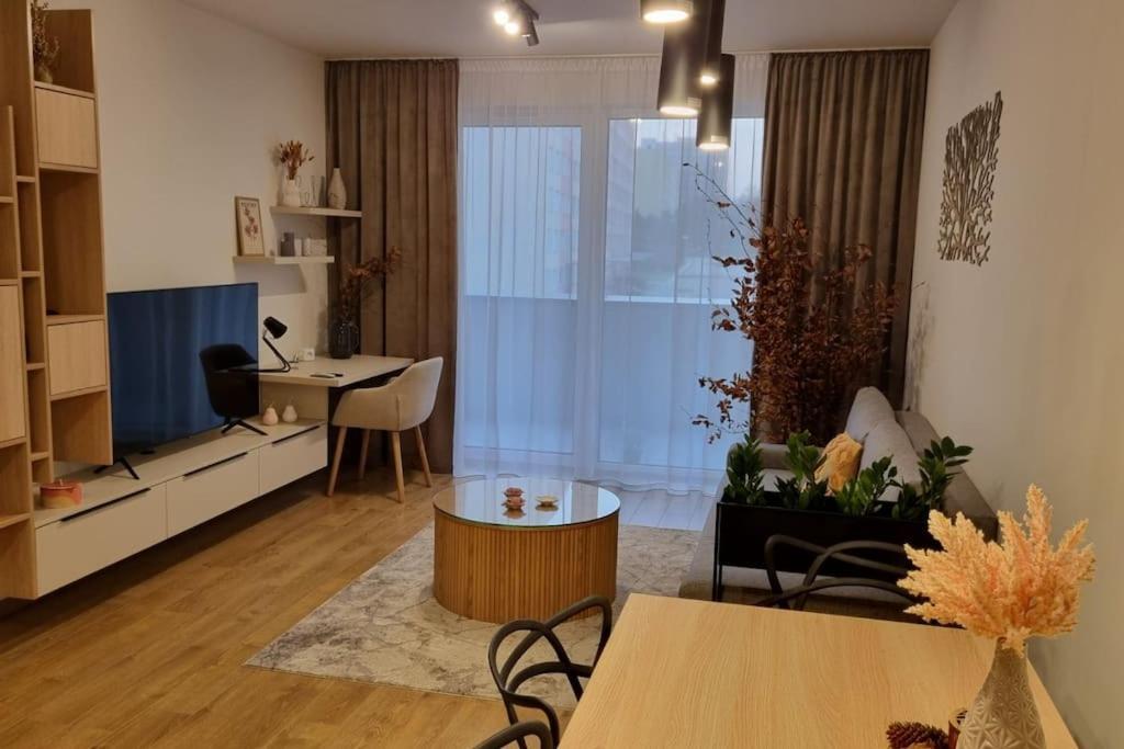 M&M2 Apartment Near Center With Free Parking - Ac Kosice Exterior photo
